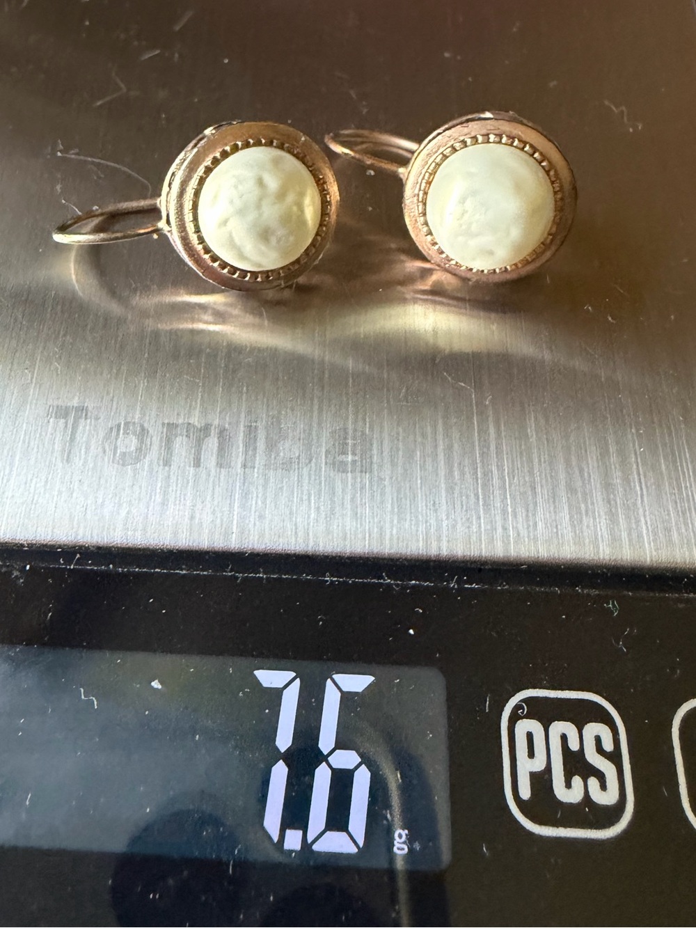 Vintage Gold and Cream Cameo Drop Earrings